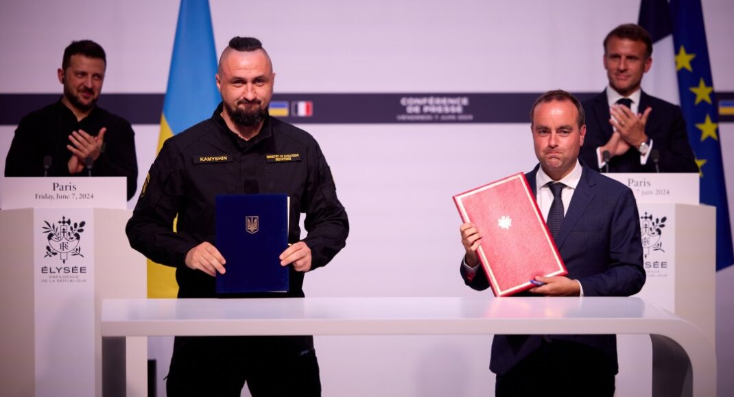 Україна і Франція уклали нові угоди у сфері оборонної промисловості