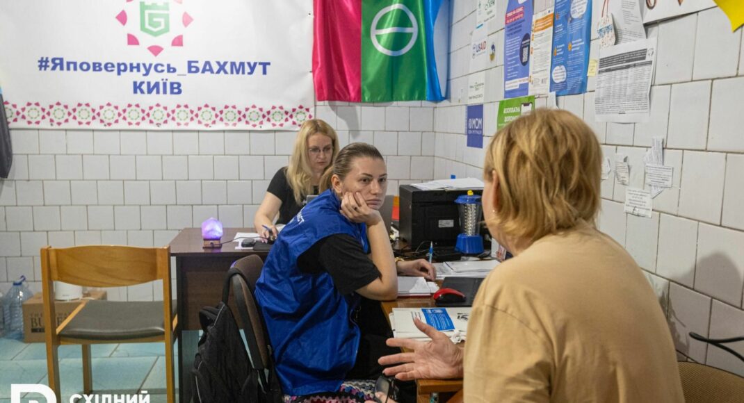 Гуманітарна допомога для ВПО: про що питають на гарячій лінії Східного Варіанта