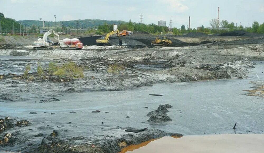 На Донеччині з підприємства стягнуто 218 тис. грн. за засмічення землі побутовими відходами