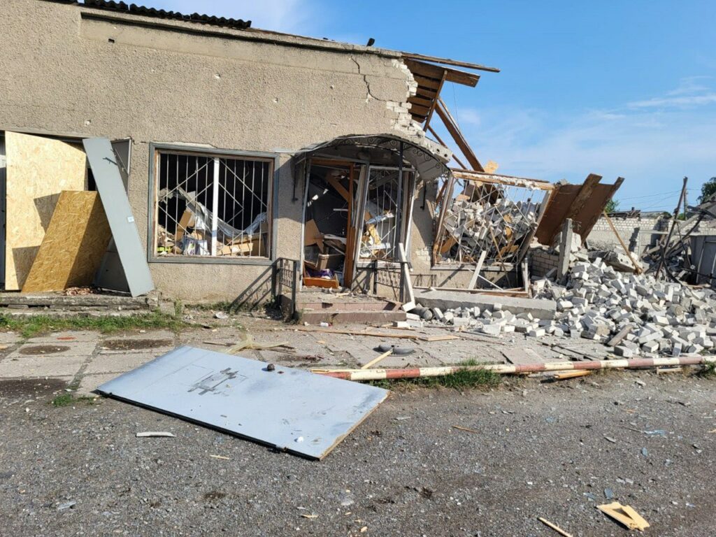 У прокуратурі розповіли про поранених внаслідок ворожого обстрілу Лимана (фото)