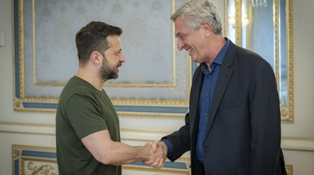Зеленський з верховним комісаром ООН у справах біженців обговорили важливі гуманітарні питання для України і підготовку до зими (відео)