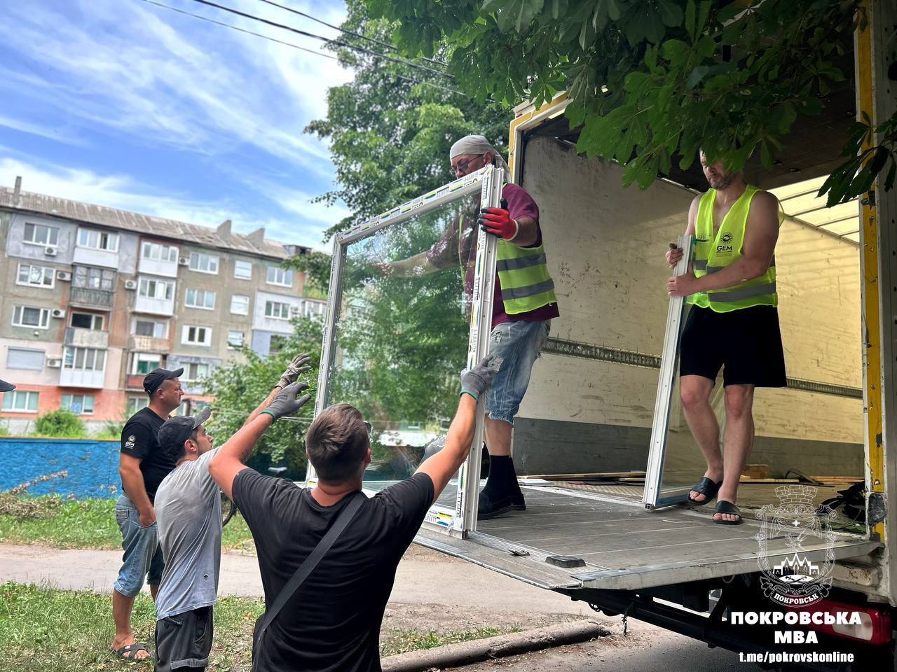 GEM відновлює житлові будинки у Покровській ОТГ, пошкоджені внаслідок ворожих обстрілів (фото)