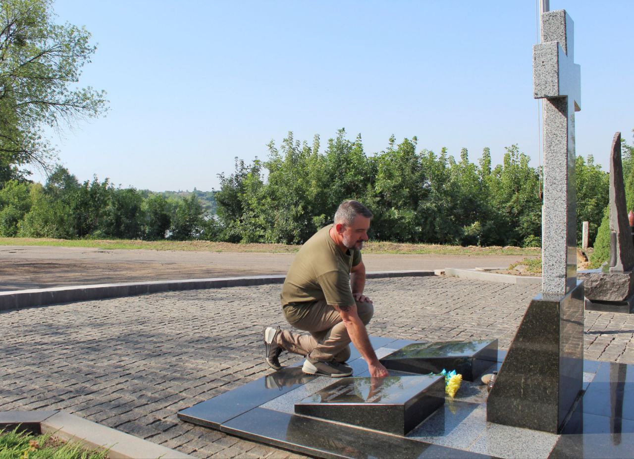 У Слов’янську відзначили десяту річницю визволення міста від російських загарбників (фото)У Слов’янську відзначили десяту річницю визволення міста від російських загарбників (фото)