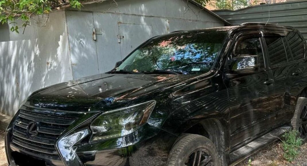В окупованому Донецьку у пенсіонерки з ремонту викрали дорогу автівку
