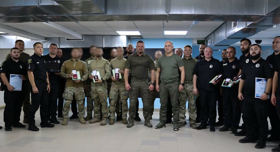 Поліцейських Донеччини відзначили за віддану службу на лінії фронту (фото)