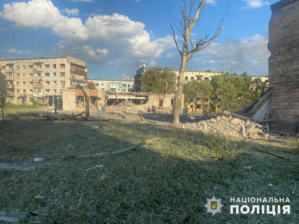 Росіяни вбили 4 жителів Донеччини, ще 12 людей зазнали поранень, зокрема дитина