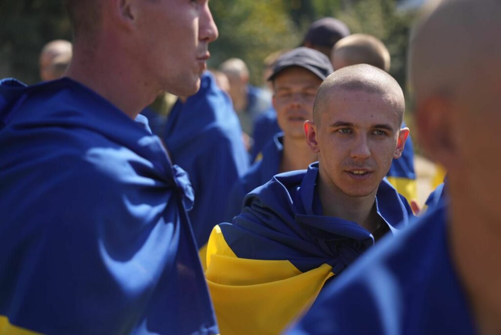 Ще 115 захисників України повернулися сьогодні додому