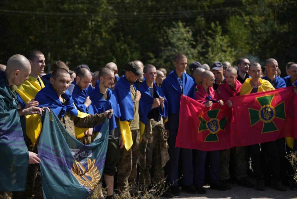 Ще 115 захисників України повернулися сьогодні додому