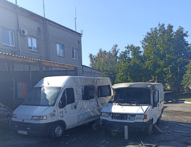 Россияне обстреляли пожарно-спасательную часть в Константиновке (фото)