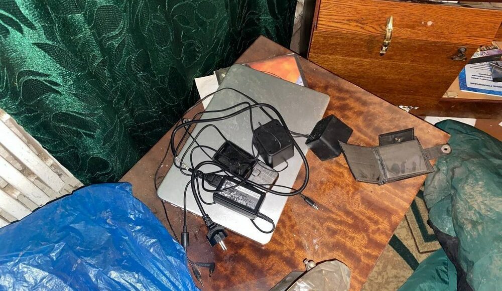 В оккупированной Горловке мужчина под угрозой убийства ограбил пенсионерку