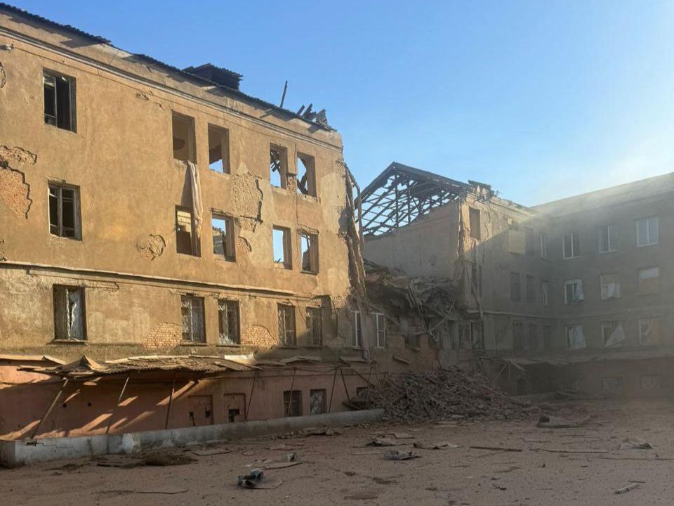 1 людина загинула і 2 поранені — попередні наслідки обстрілів по Костянтинівці (фото)