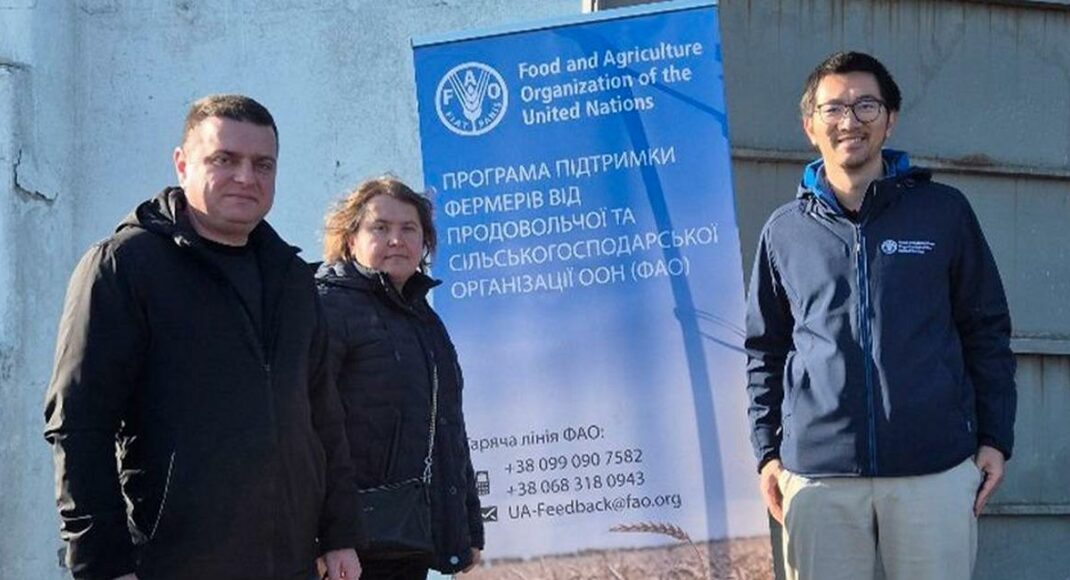 Аграрії Донеччини отримали за підтримки ООН та USAID засоби для тимчасового зберігання зерна (фото)