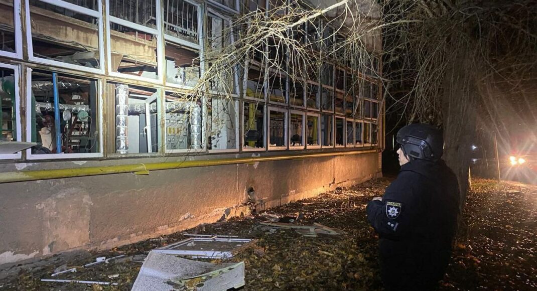 На Константиновку армия рф сбросила 2 авиабомбы: ранены 6 человек (фото)