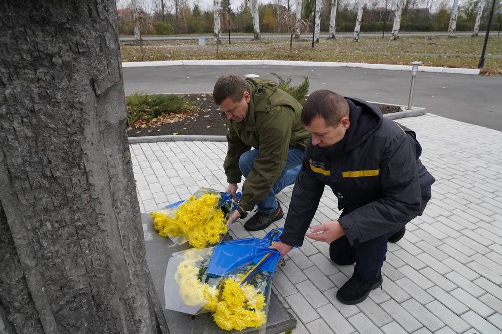 У Покровську вшанували памʼять Героїв Революцій
