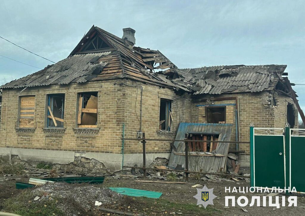 Поліцейські зафіксували 2915 російських ударів по Донеччині за добу
