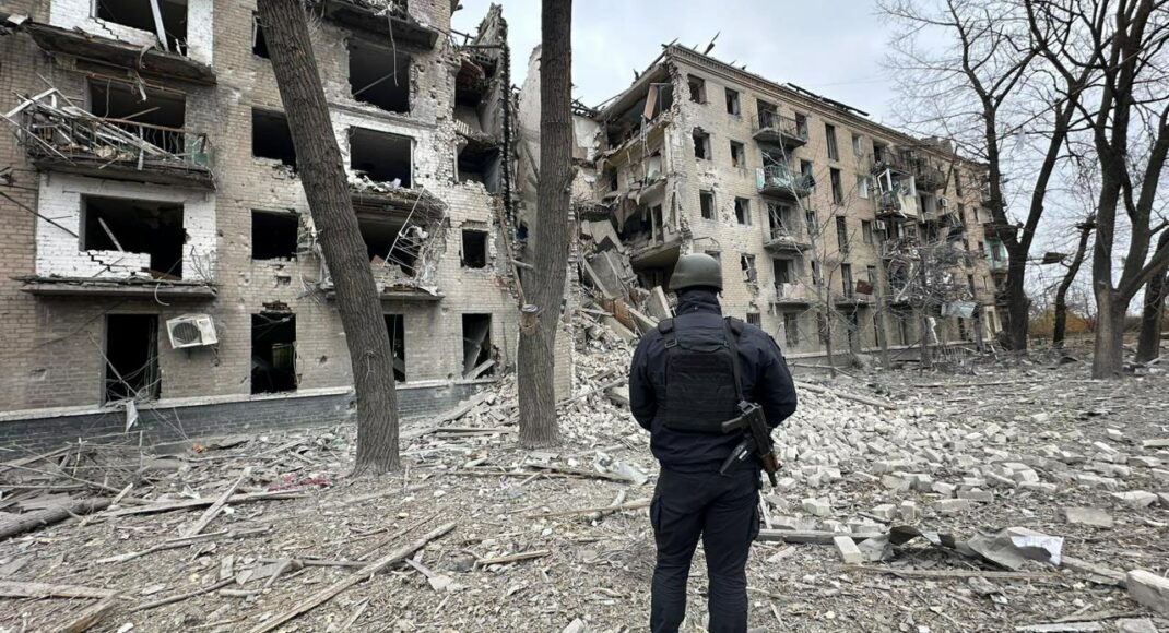 Протягом доби війська рф завдали 3 334 удари по Донеччині