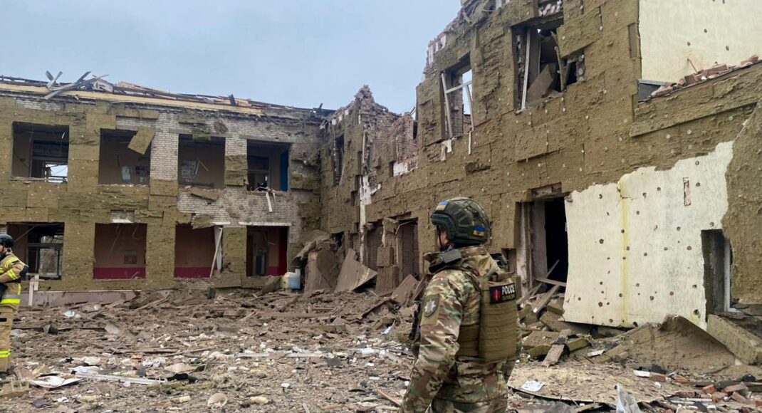 За тиждень росія застосувала майже 140 ракет, понад 900 КАБ та більш 600 дронів, — Зеленський