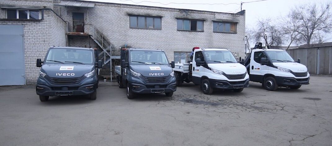 Вантажівки загальною вартістю понад 300 тисяч євро отримала сьогодні Донеччина від Федерального агентства Німеччини (відео)