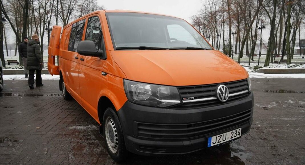 Новий спеціальний автомобіль отримав Луганський обласний центр соціальної реабілітації дітей-інвалідів "Відродження" (фото)