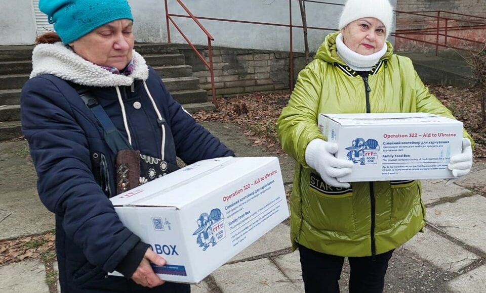 В Днепре бахмутчане получили гуманитарную помощь