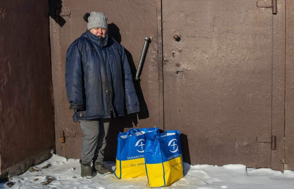Жители Покровской общины получили продуктовые наборы