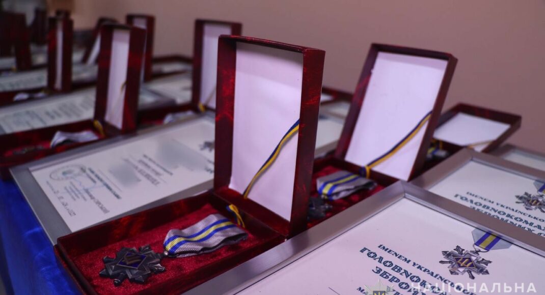 Заступник Голови Нацполіції України нагородив поліцейських, які несуть службу на Донеччині (фото)