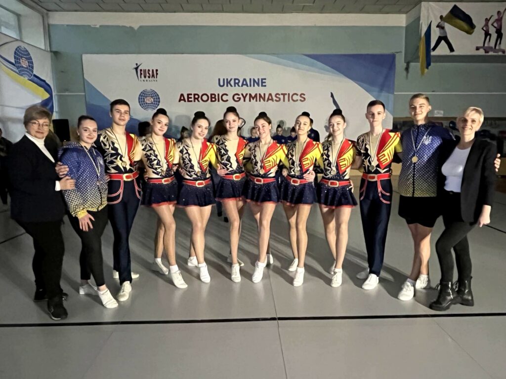 Збірна Донеччини зі спортивної аеробіки відзначилася низкою нагород змагань у Києві