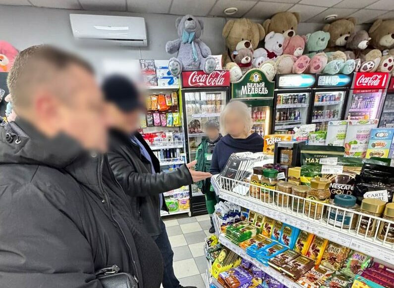 В окупованій Горлівці пограбували людину з інвалідністю на АЗС