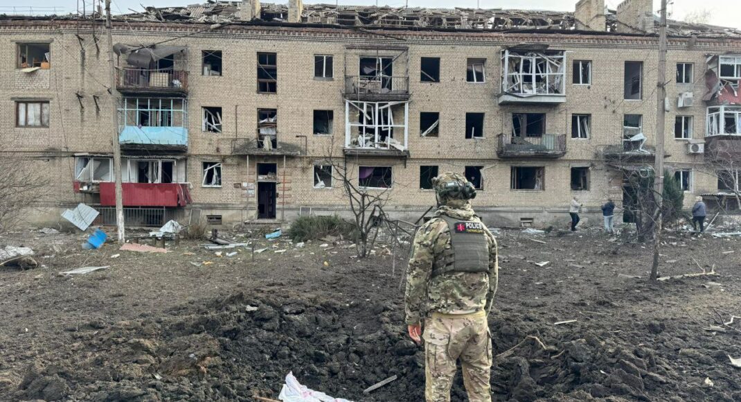 За тиждень росія застосувала проти України близько 1250 авіабомб, понад 750 дронів та більш ніж 20 ракет, — Зеленський