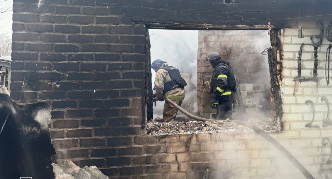 У Краматорському районі надзвичайники ліквідували наслідки ворожих ударів