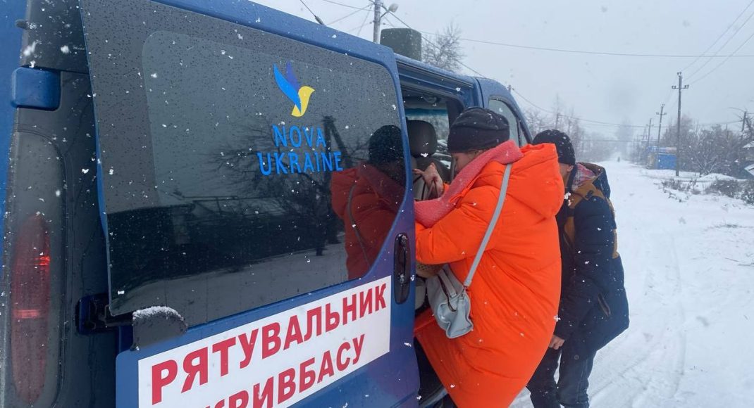 Волонтер из Кривого Рога продолжает эвакуацию жителей Покровска