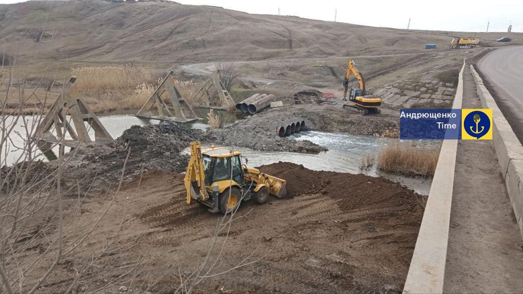 Андрющенко розповів для чого росіяни будують три нові мости на окупованій Донеччині