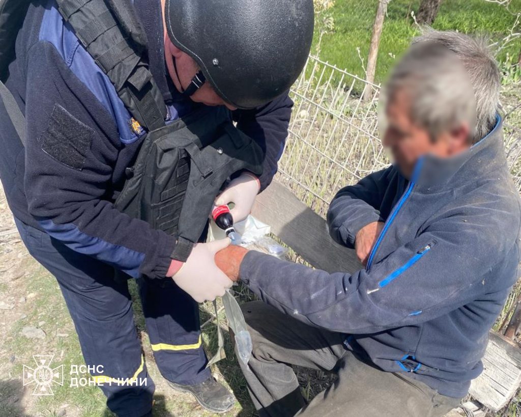 Новохатське на Донеччині перебувало під обстрілом: є загиблі та поранені
