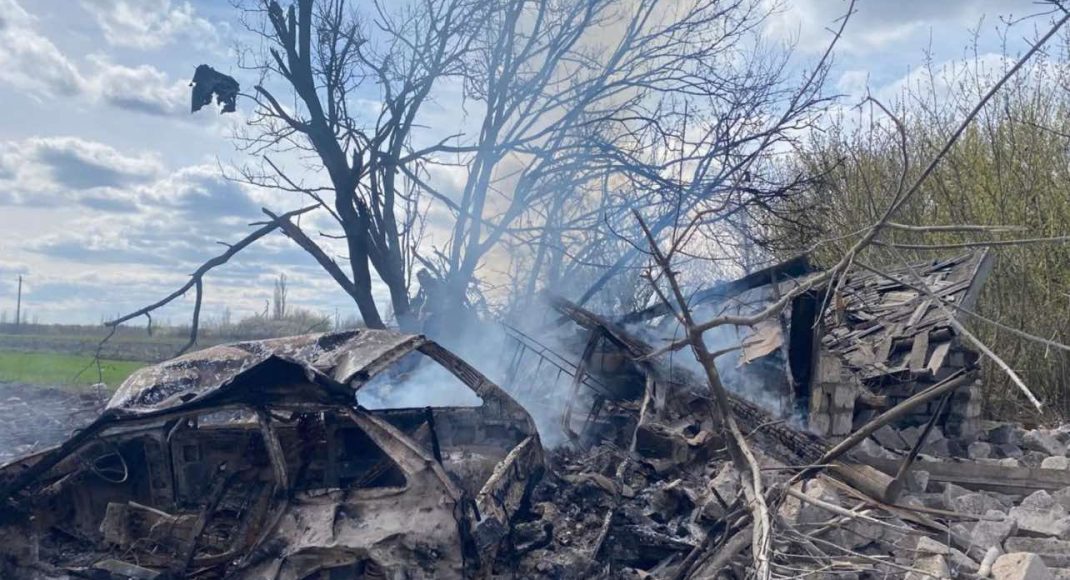 Новохатське на Донеччині перебувало під обстрілом: є загиблі та поранені (фото)