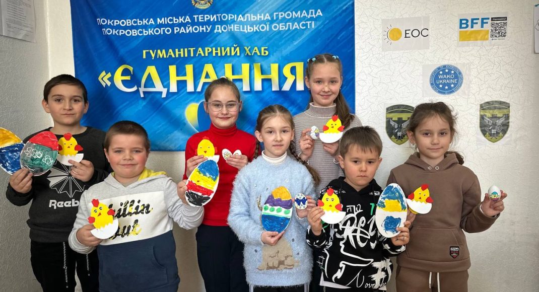 В Кропивницком для маленьких переселенцев с Донетчины провели Пасхальный мастер-класс (фото)