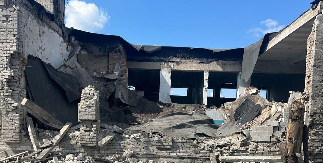 Росіяни били по Донеччині "Ураганами" та скидали КАБи вагою 250 та 500 кг