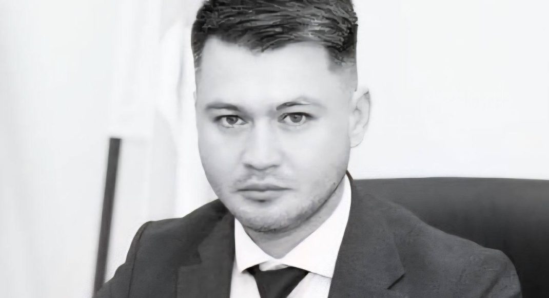 У росії підірвали окупанта в погонах на посаді заступника мера, який керував бомбардуваннями Маріуполя