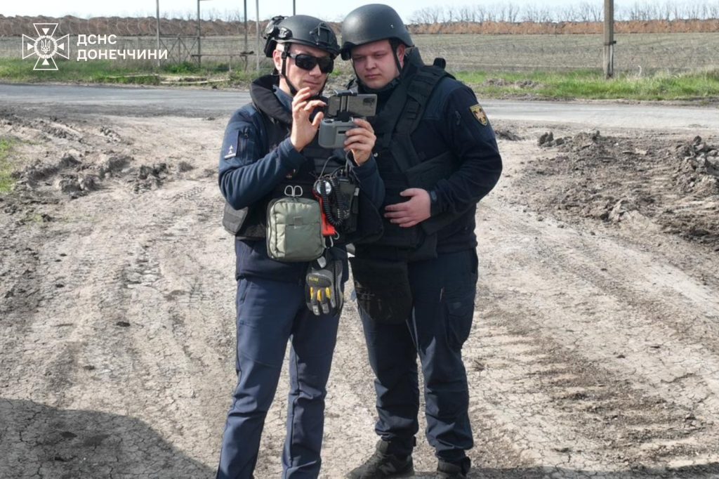 В Донецкой области чрезвычайники осуществляют воздушное патрулирование открытой местности