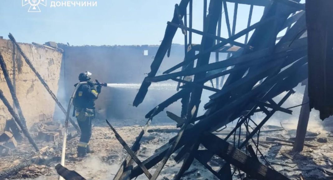 На Донеччині за тиждень рятувальники ліквідували 27 пожеж і знайшли понад пʼятдесят боєприпасів