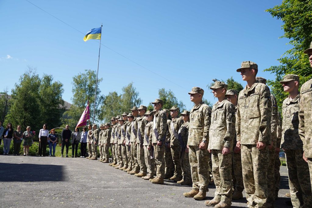 На Київщині відбувся 28 випуск ліцеїстів Луганського обласного ліцею з посиленою військово-фізичною підготовкою