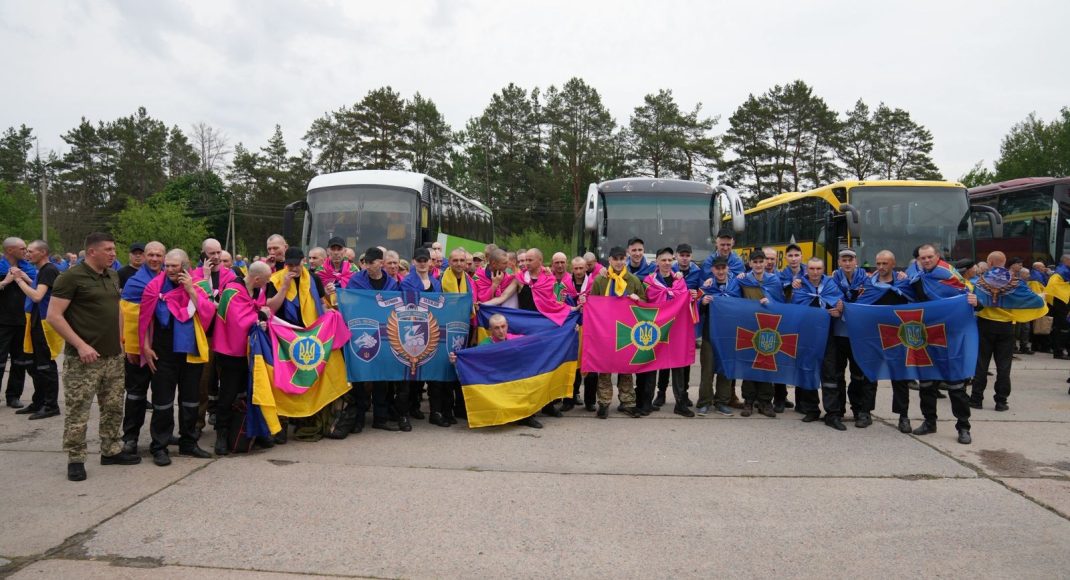 Обмін тисячу на тисячу: стало відомо, скільки прикордонників з Донеччини і Луганщини повернулися сьогодні додому