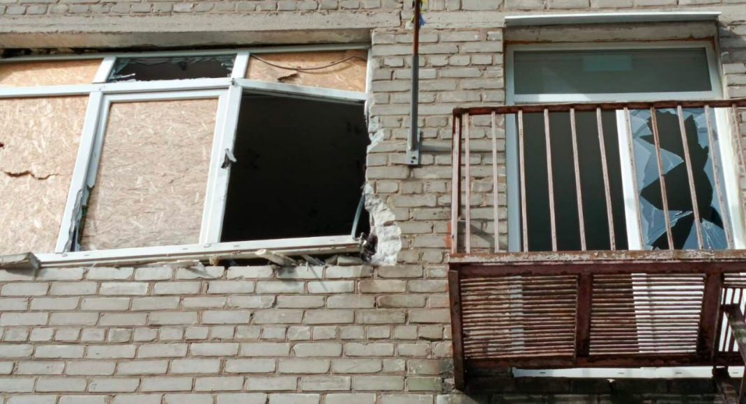 У Костянтинівці ворожим обстрілом пошкоджено заклад охорони здоров’я