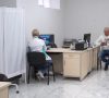 Медики Селидовского медицинского центра продолжают лечить переселенцев под Киевом (видео)