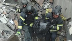У Костянтинівці завершили розбір завалів, рятувальники вилучили тіло загиблої жінки (фото)