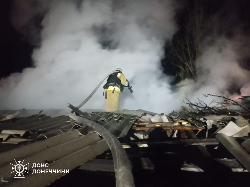 У Новодонецькій громаді на Донеччині вогнеборці ліквідували масштабні пожежі, є поранені