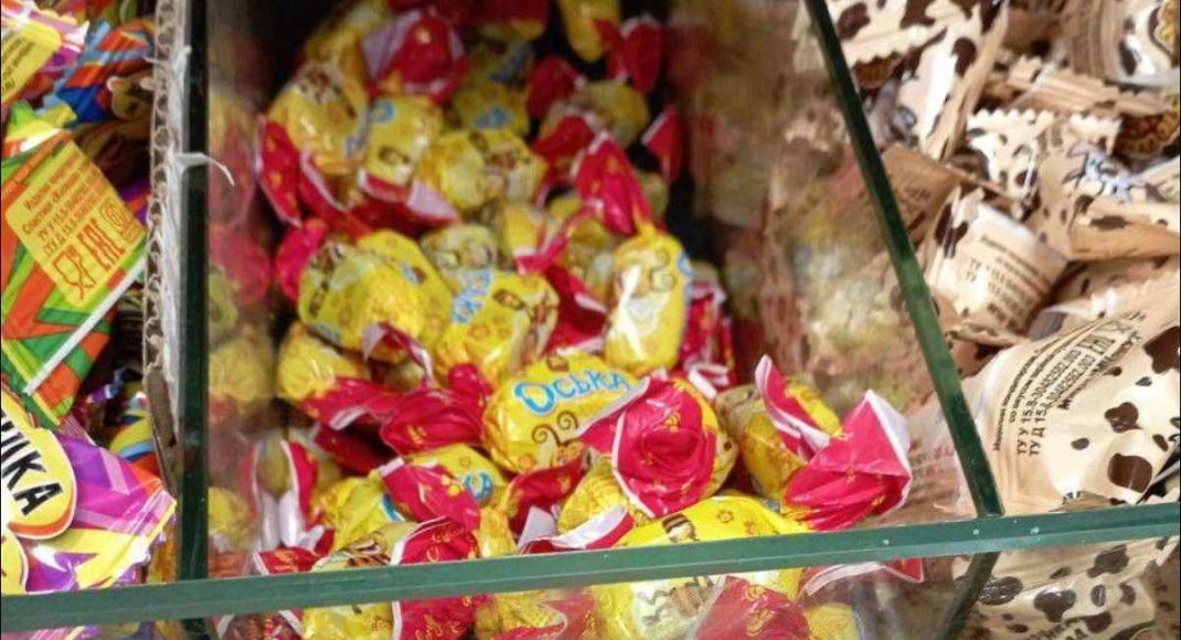 В окупованому Луганську підприємці імітують українську продукцію: фото