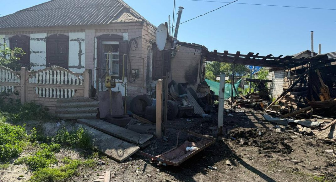 Росіяни 27 разів обстріляли населені пункти Донеччини: куди поцілили (фото)