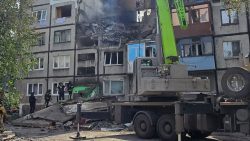 У Білозерському під завалами можуть бути люди: їх шукають (фото)