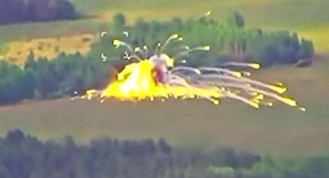 Дронарі ССО знищили новітній ЗРК "БУК-М3" і РСЗВ "Ураган-1" російських окупантів (відео)