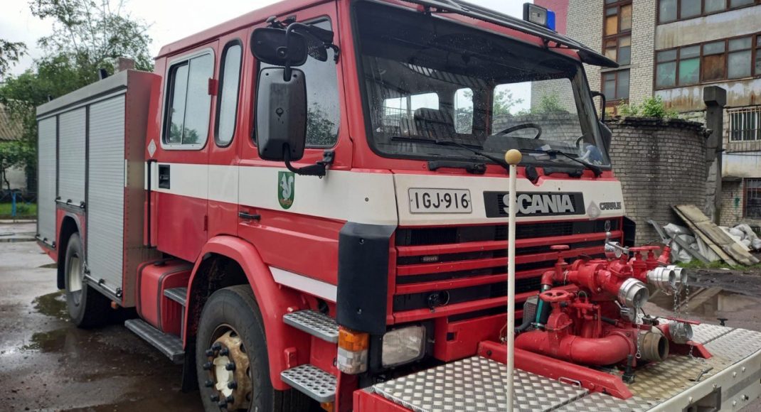 Краматорская громада получила современный пожарный автомобиль от международных партнеров (фото)